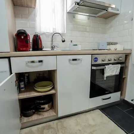 Modern Studio Park Carol Unirii - Lam1 Bucureşti
